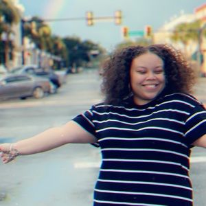 Meet your Posher, Antonia